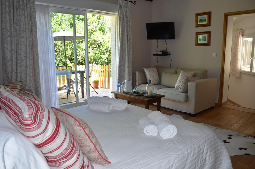 The Coach House Bed & Breakfast Conques-sur-Orbiel Room photo